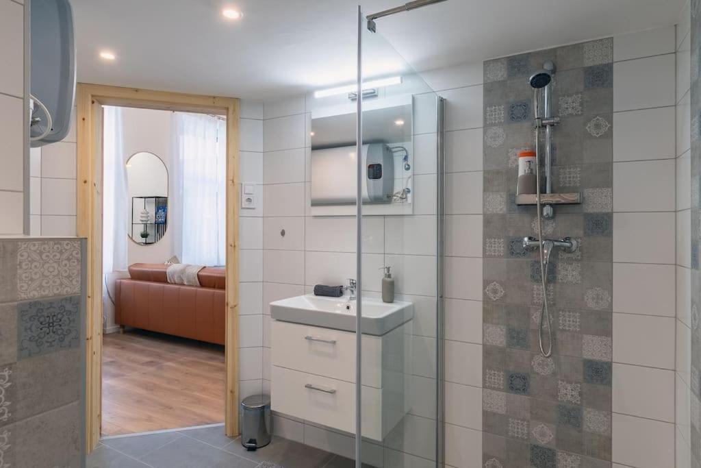 Budapest Design Condo By Nw المظهر الخارجي الصورة