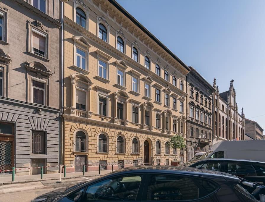Budapest Design Condo By Nw المظهر الخارجي الصورة