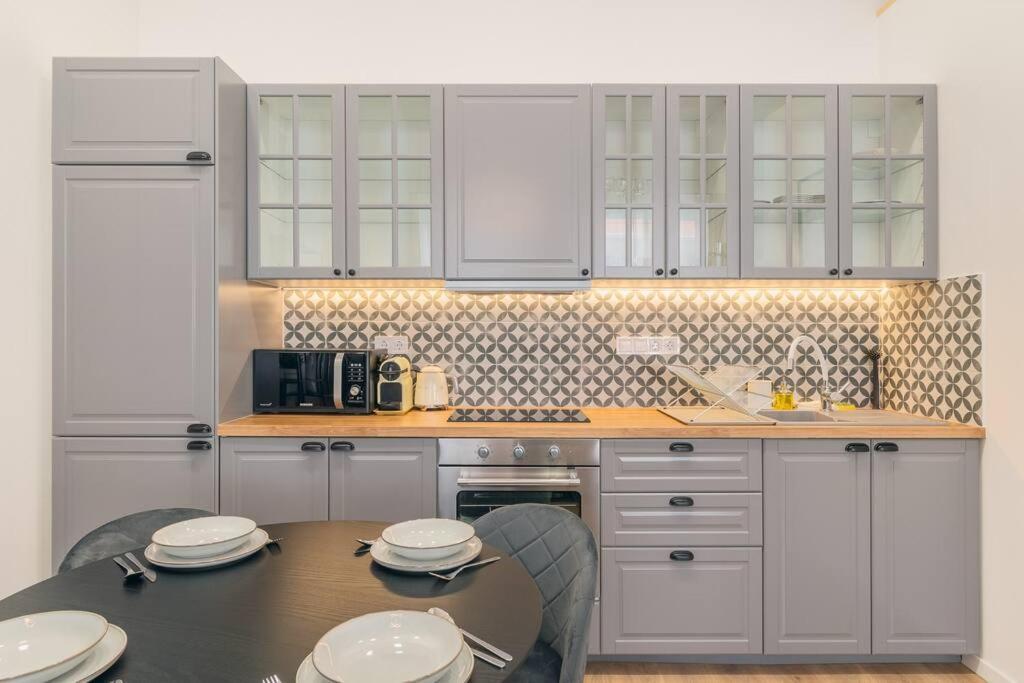 Budapest Design Condo By Nw المظهر الخارجي الصورة