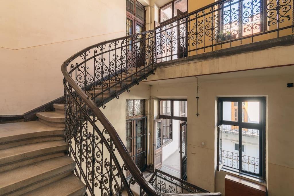 Budapest Design Condo By Nw المظهر الخارجي الصورة